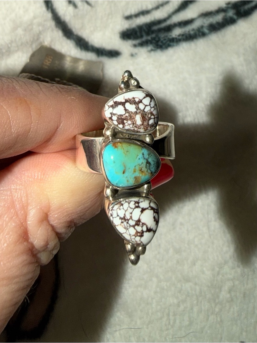 Sterling Silver Turquoise & White Horse size 6 Statement Ring